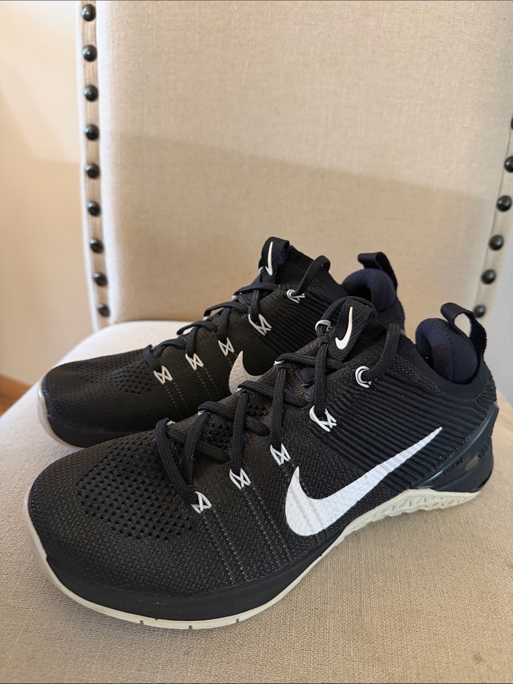 Nike Women’s Metcon DSX Flyknit 2 Training Shoes Sneakers Black White Size 9